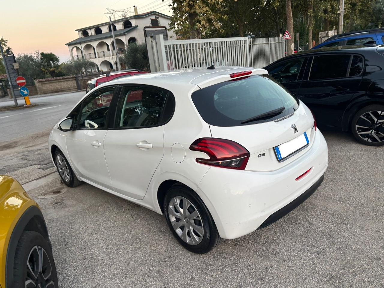 Peugeot 208 BlueHDi 75 5 porte Active N1