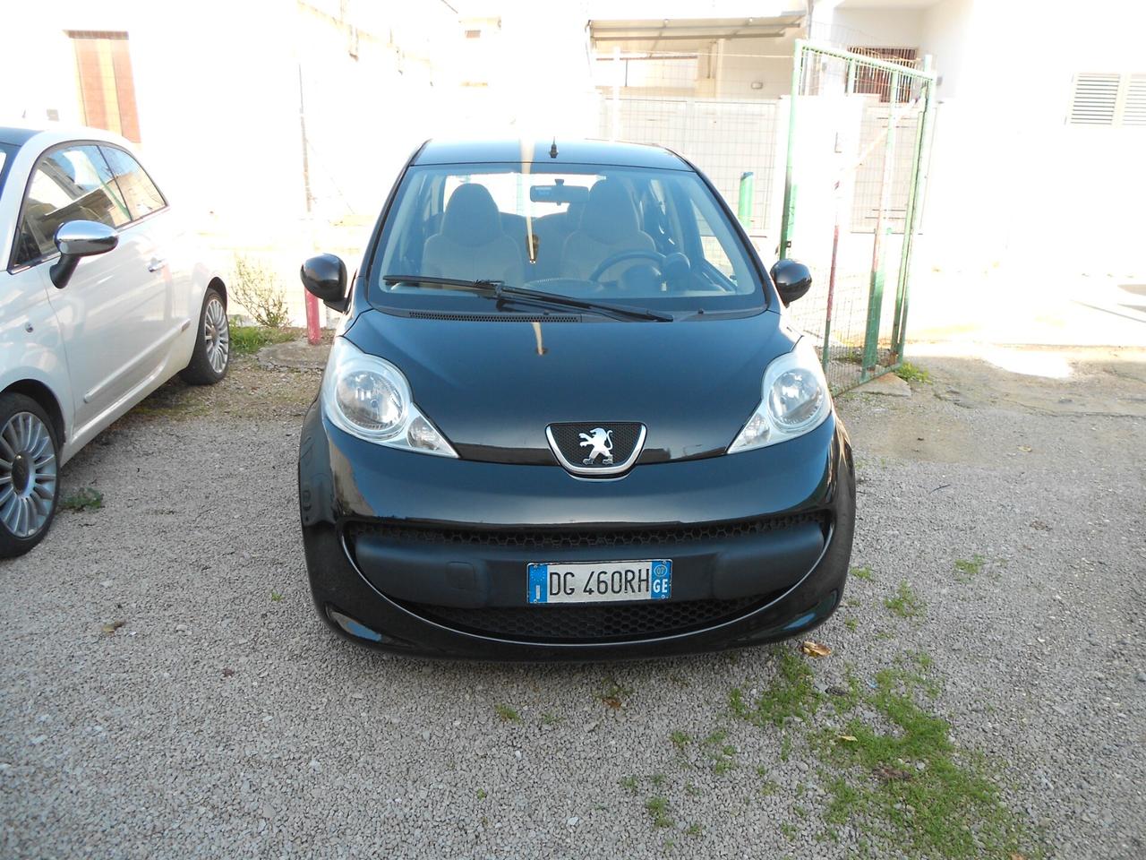 Peugeot 107 1.0 68CV 5p. Sweet Years 2Tronic