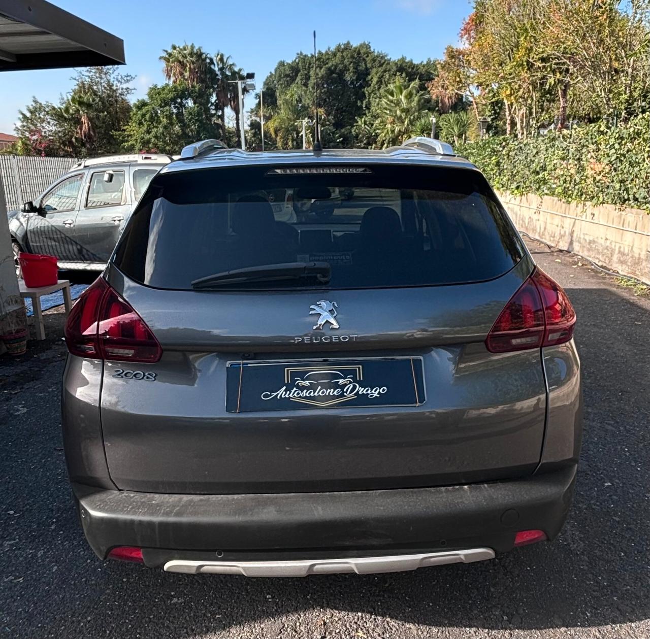 Peugeot 2008 BlueHDi 100 Allure