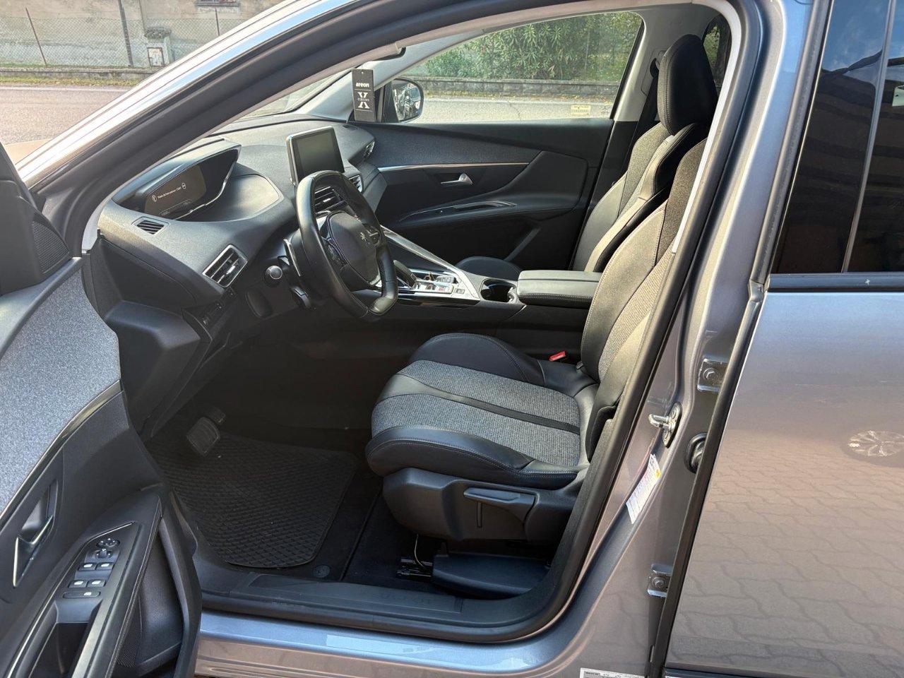 Peugeot 3008 3008 1.5 bluehdi Allure s&s 130cv eat8 OK NEOPATENTATO