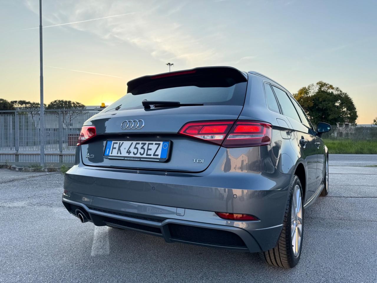 AUDI A3 1.6 Tdi Sportback S-LINE - Led Navi 17