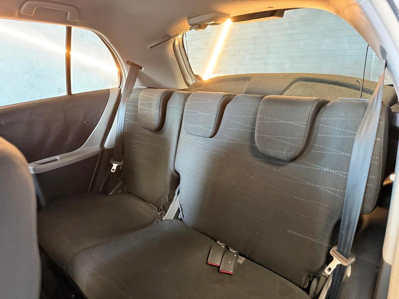 Toyota Yaris 1.3 5 porte Sol