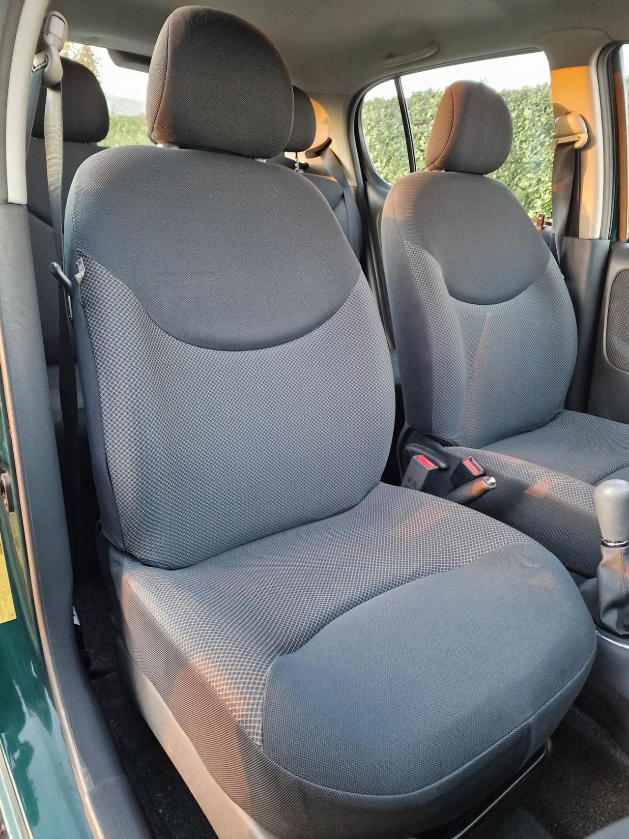 Toyota Yaris 1.0i 16V 5p