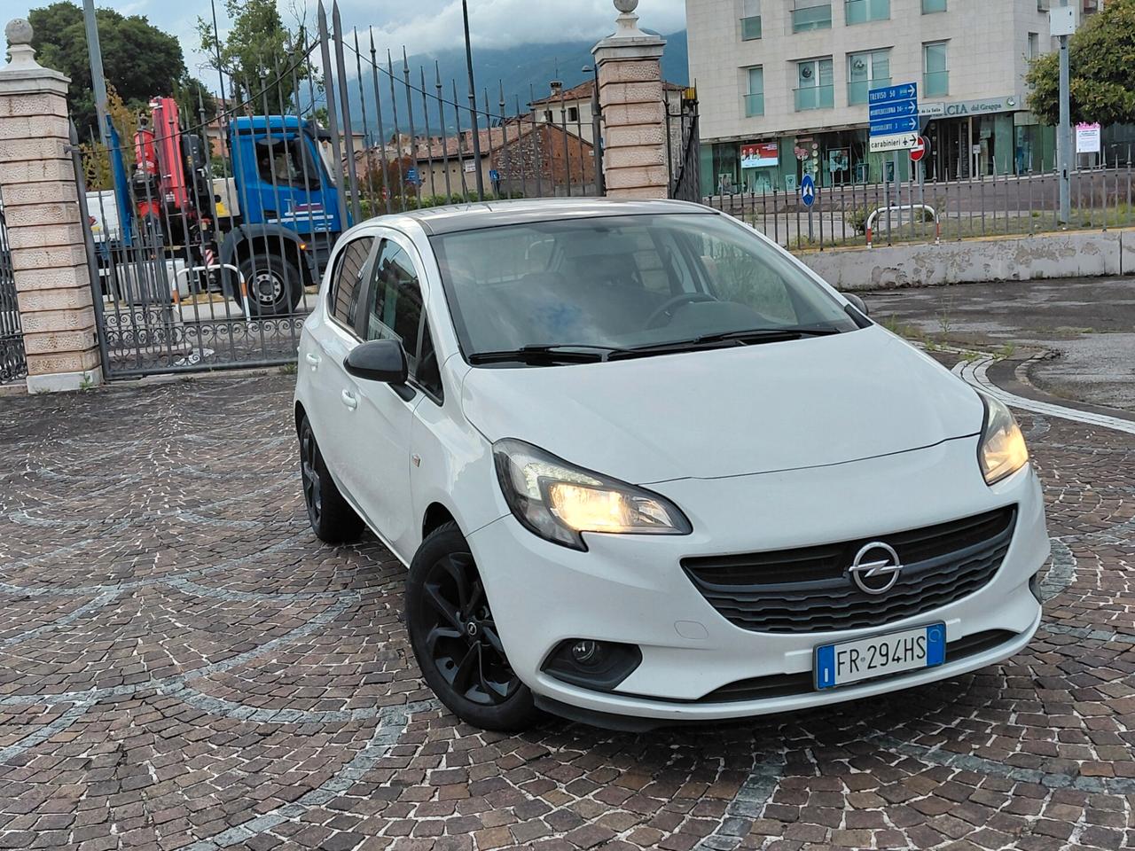 Opel Corsa 1.4 90CV GPL Tech 5 porte Innovation