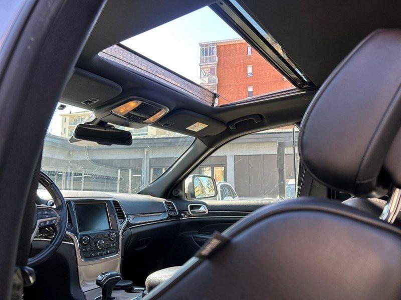 Jeep Grand Cherokee 3.0 V6 CRD 250 CV Multijet II Overland