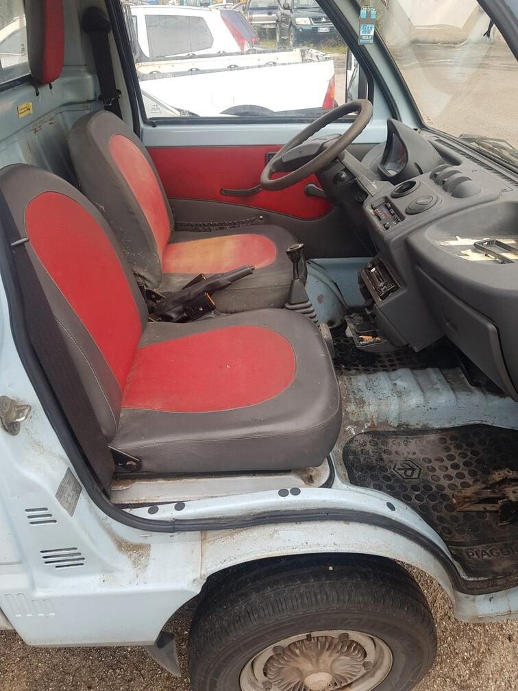 Piaggio Quargo 0.7 D