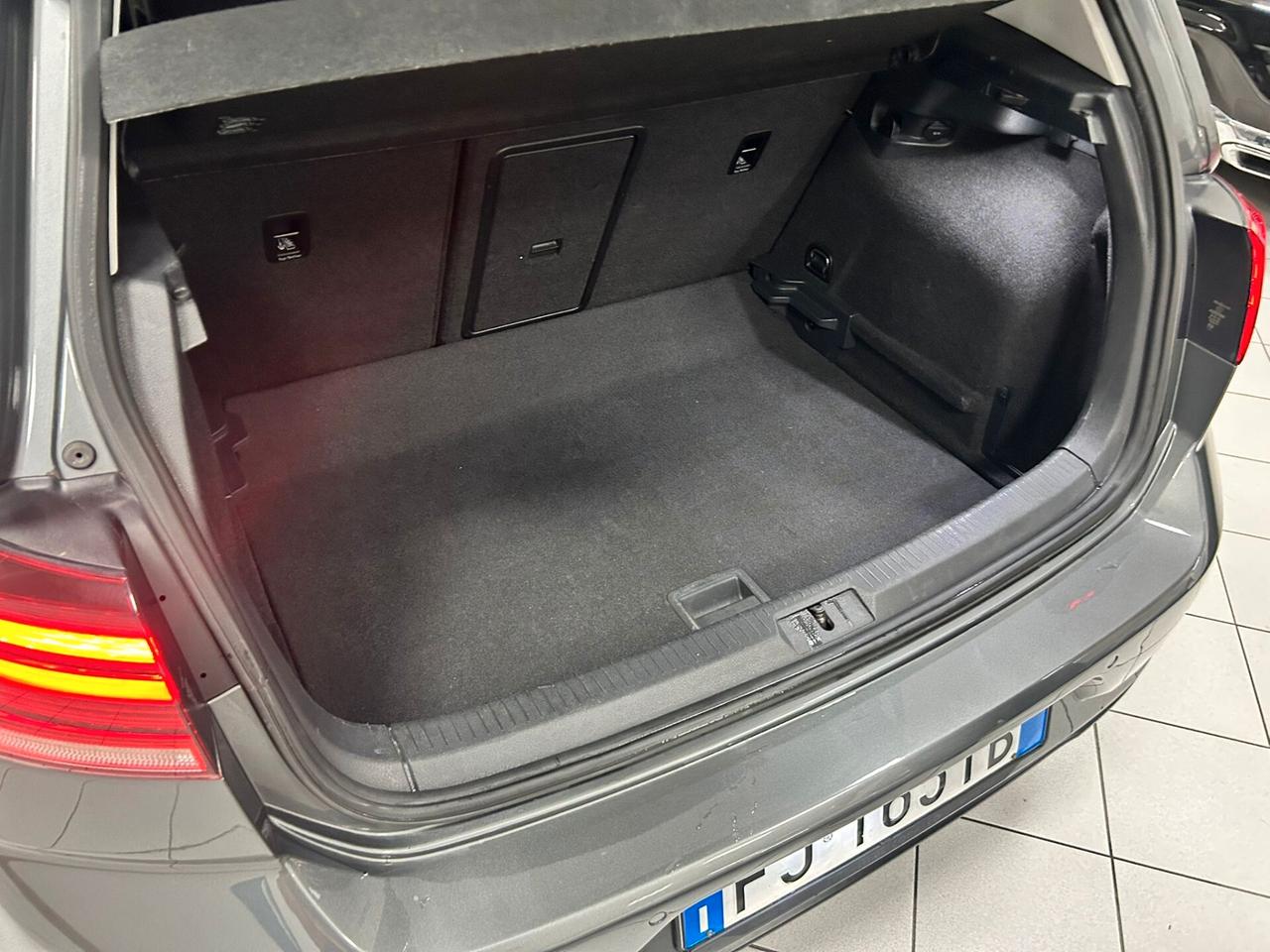 Volkswagen Golf 1.6 TDI 115 CV DSG 2017