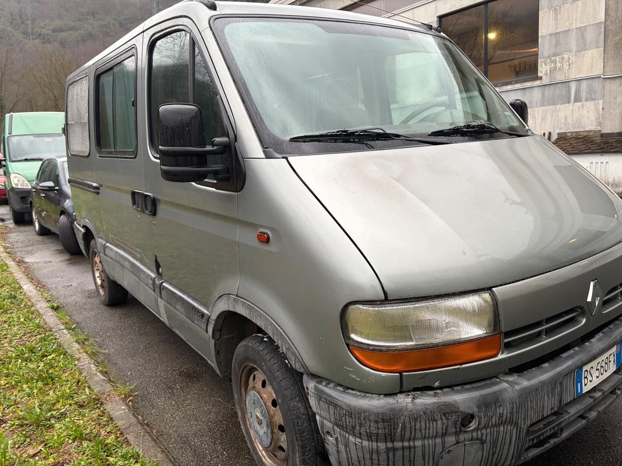 Renault Master T28 2.2 dCi 90cv 9 posti - unico proprietario