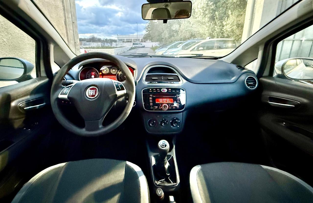 Fiat Punto 1.3 MJT II S&S 95 CV 5 porte Lounge,cerchi diamantati,comandi al volante,clima,ecc.