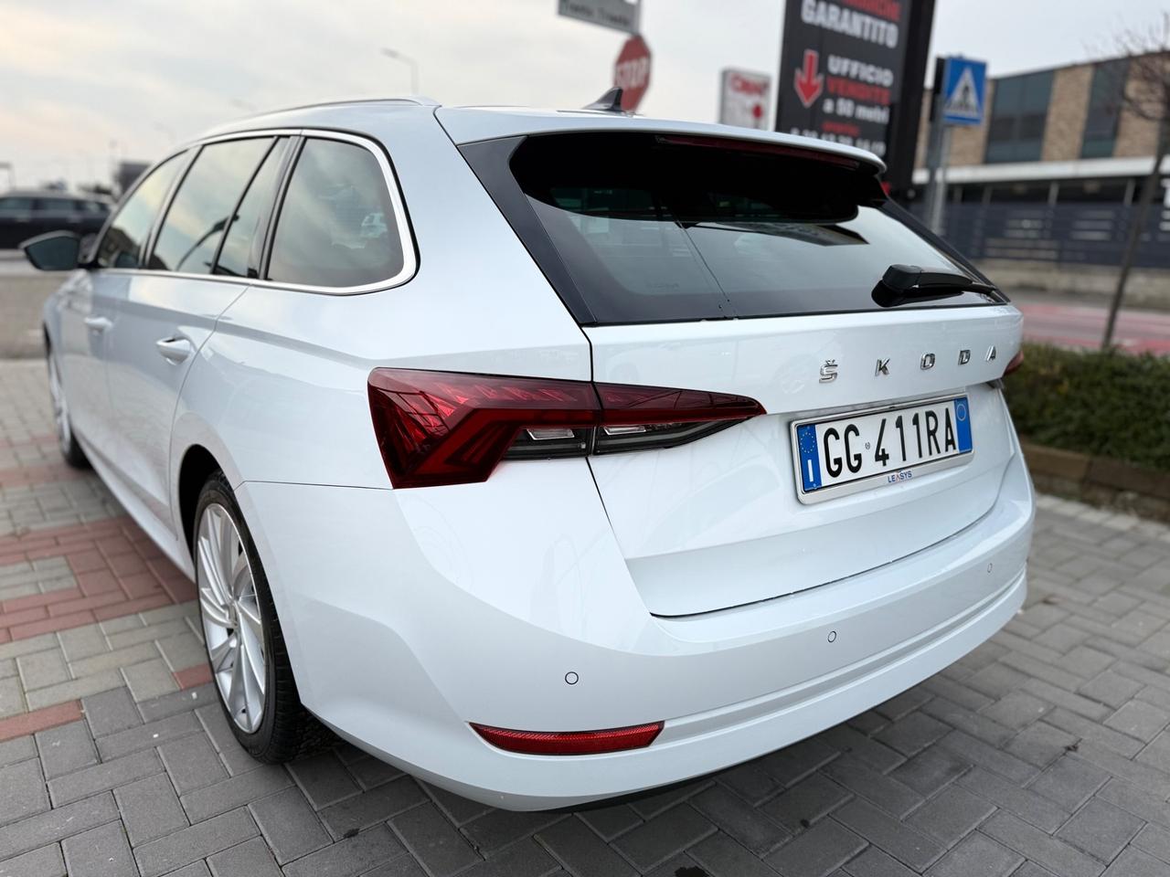 Skoda Octavia 2.0 TDI EVO SCR 150 CV DSG Wagon Executive