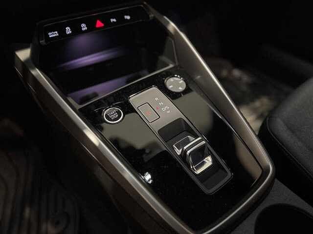 Audi A3 SPB 30 TDI S tronic Business Advanced