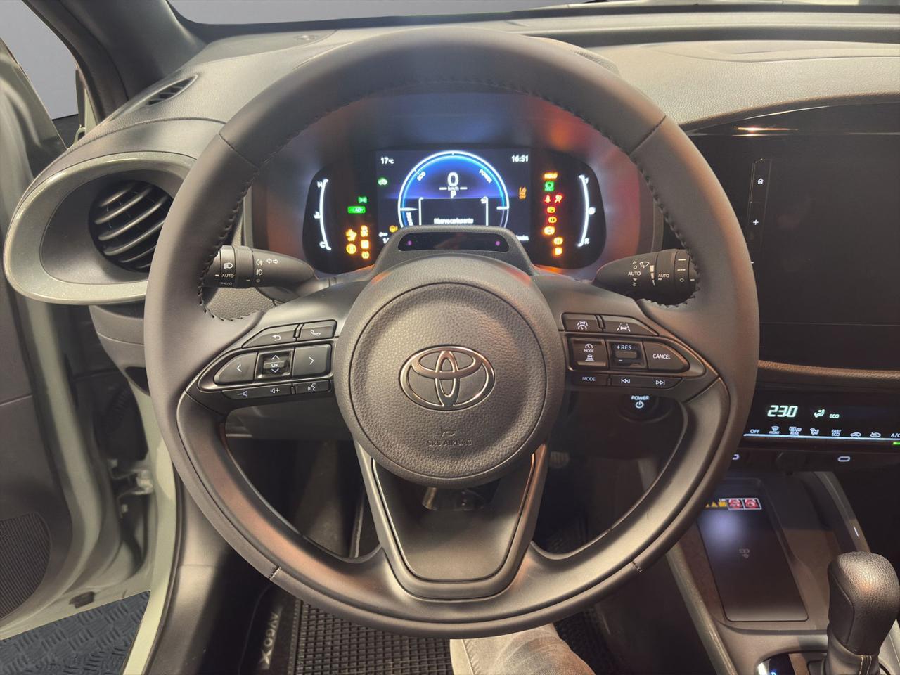 Toyota Aygo X 1.5 hybrid Icon e-cvt