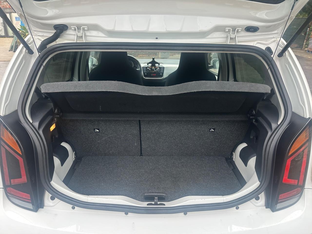 Volkswagen up! 1.0 TSI 90 CV 5p. cross BlueMotion Technology