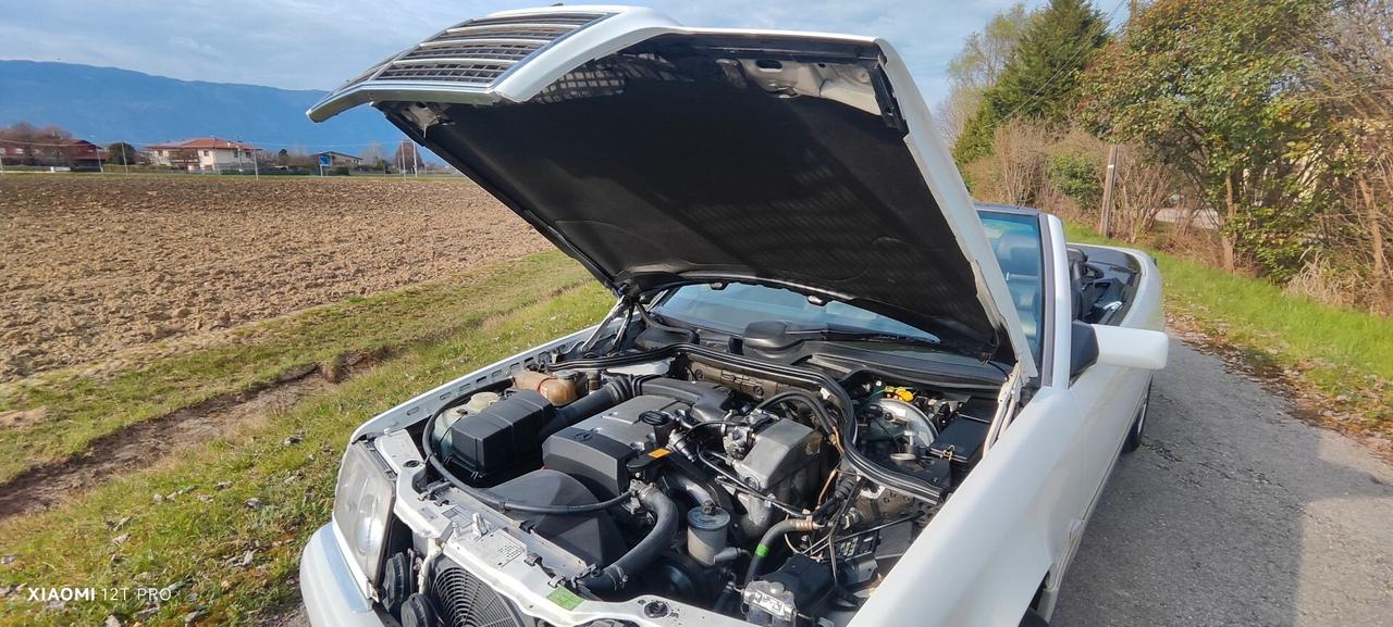 Mercedes-benz E 200 CABRIO (Mosca bianca)