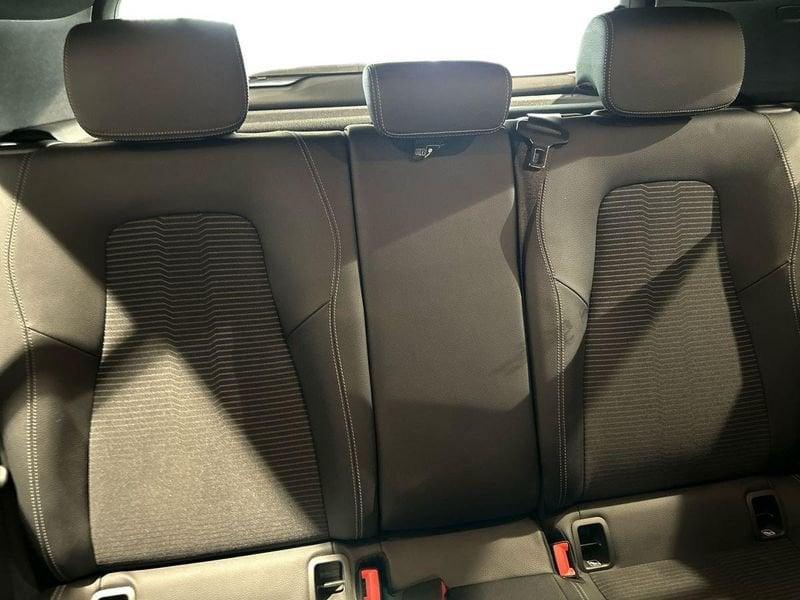 Mercedes-Benz Classe A Berlina 180 Automatic Business 136 cv