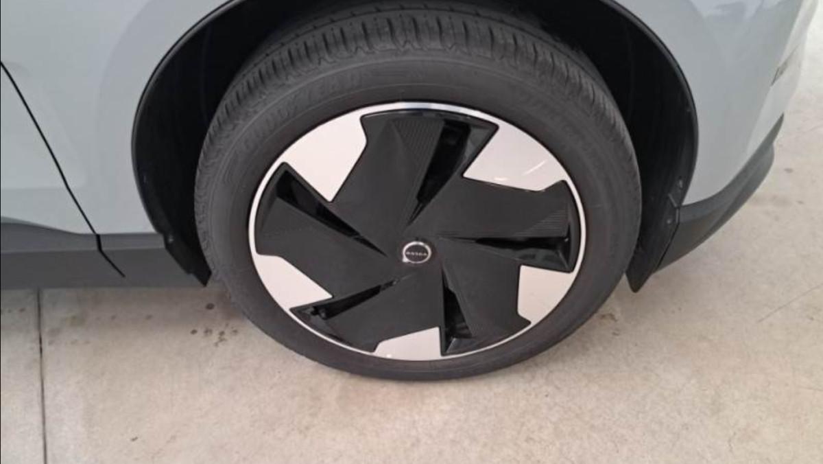 VOLVO Ex30 Single Motor Extended Range Rwd Plus