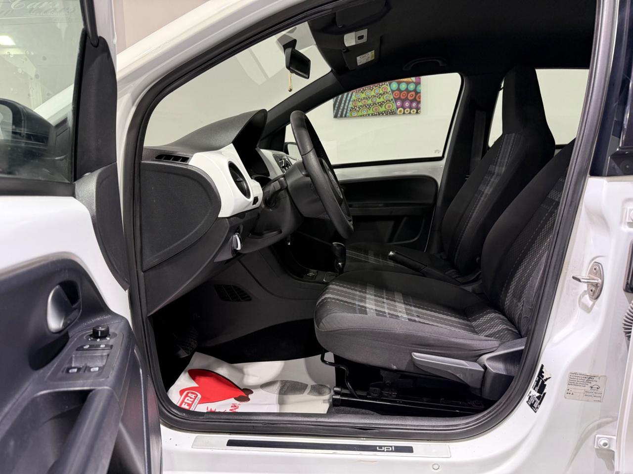 Volkswagen up! 1.0 75 CV 5p. club ASG