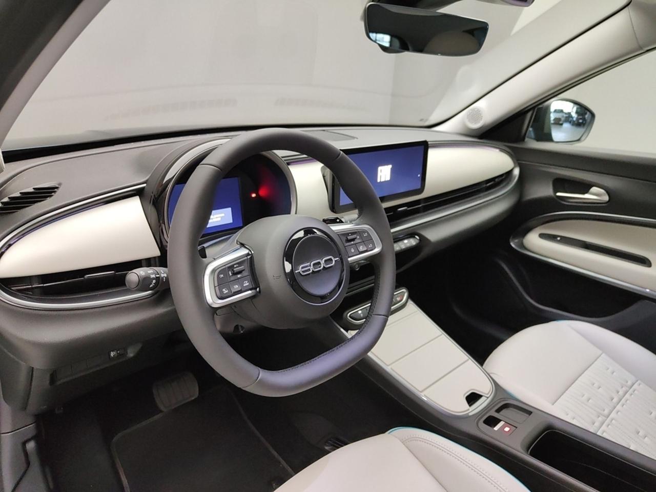 FIAT 600 IV 2023 1.2 MHEV 110CV DCT LA PRIMA