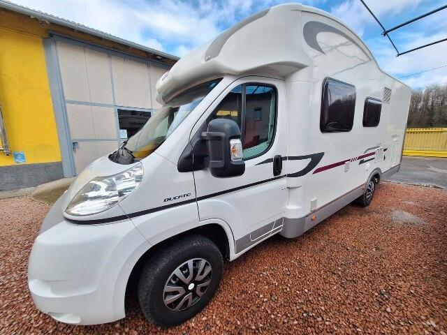 Adria MATRIX M 680 SP CON AMPIO GARAGE