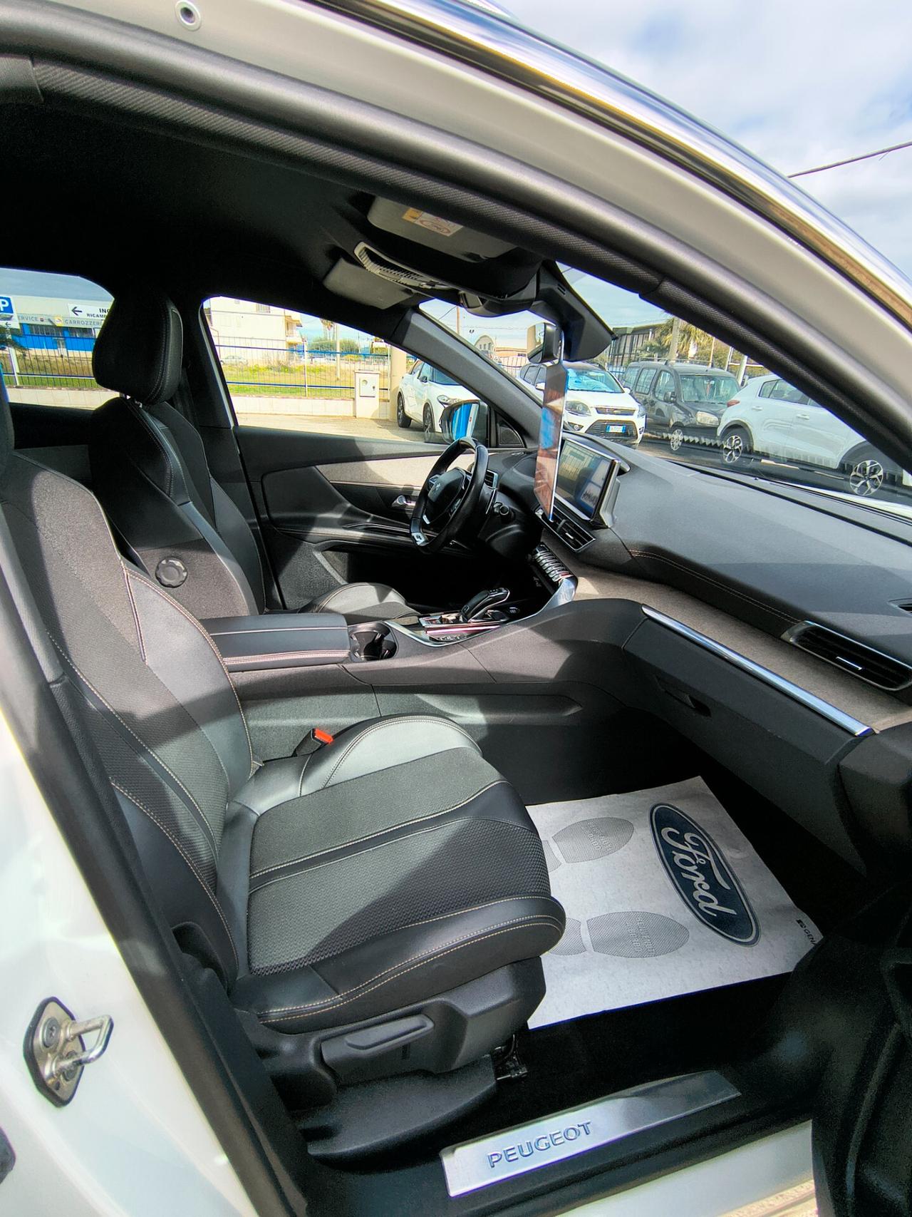 Peugeot 3008 BlueHDi 130 S&S EAT8 GT