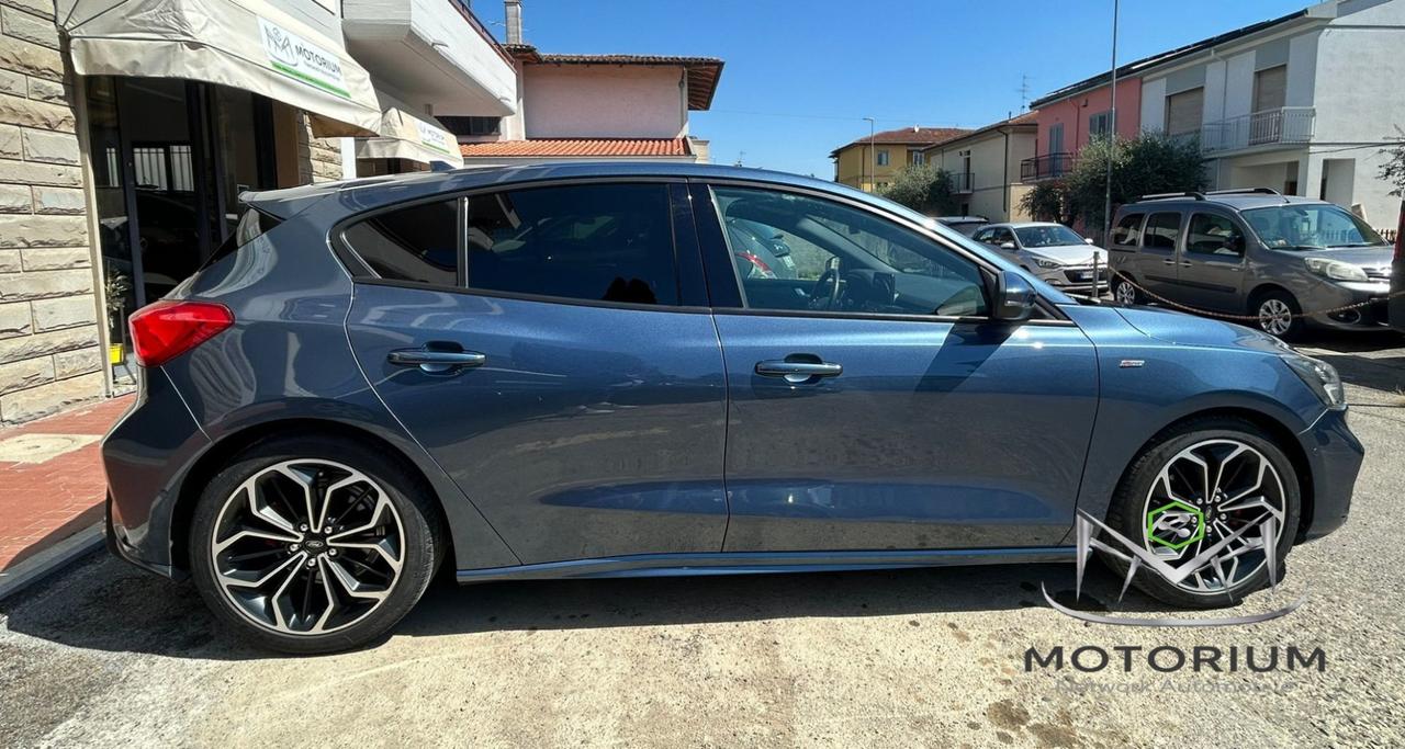 Ford Focus ST-LINE