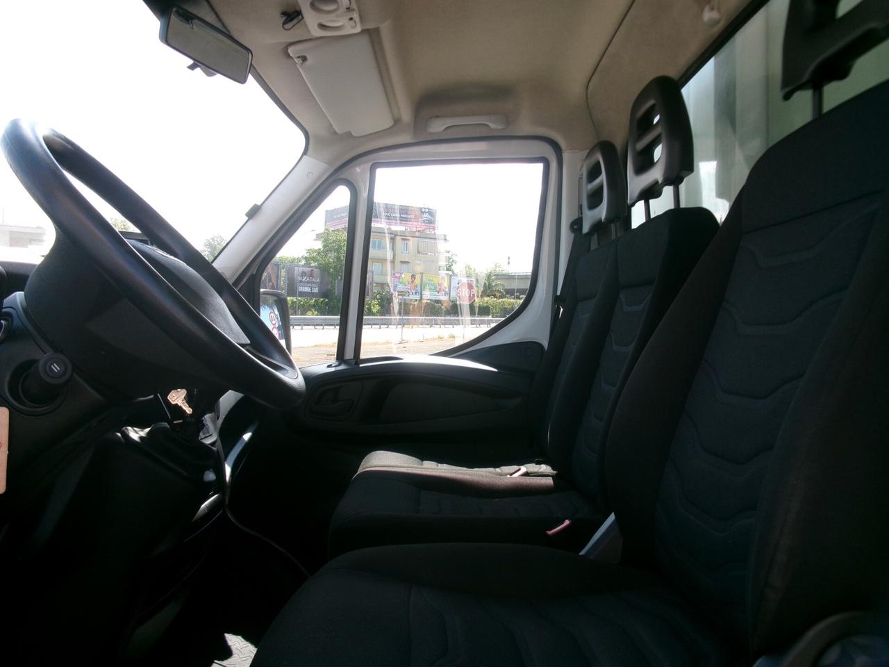 Iveco Daily 35C14 2.3 140CV E6 HI-MATIC FRIGO 7 PEDANE FRBX 06/2028 185000 KM