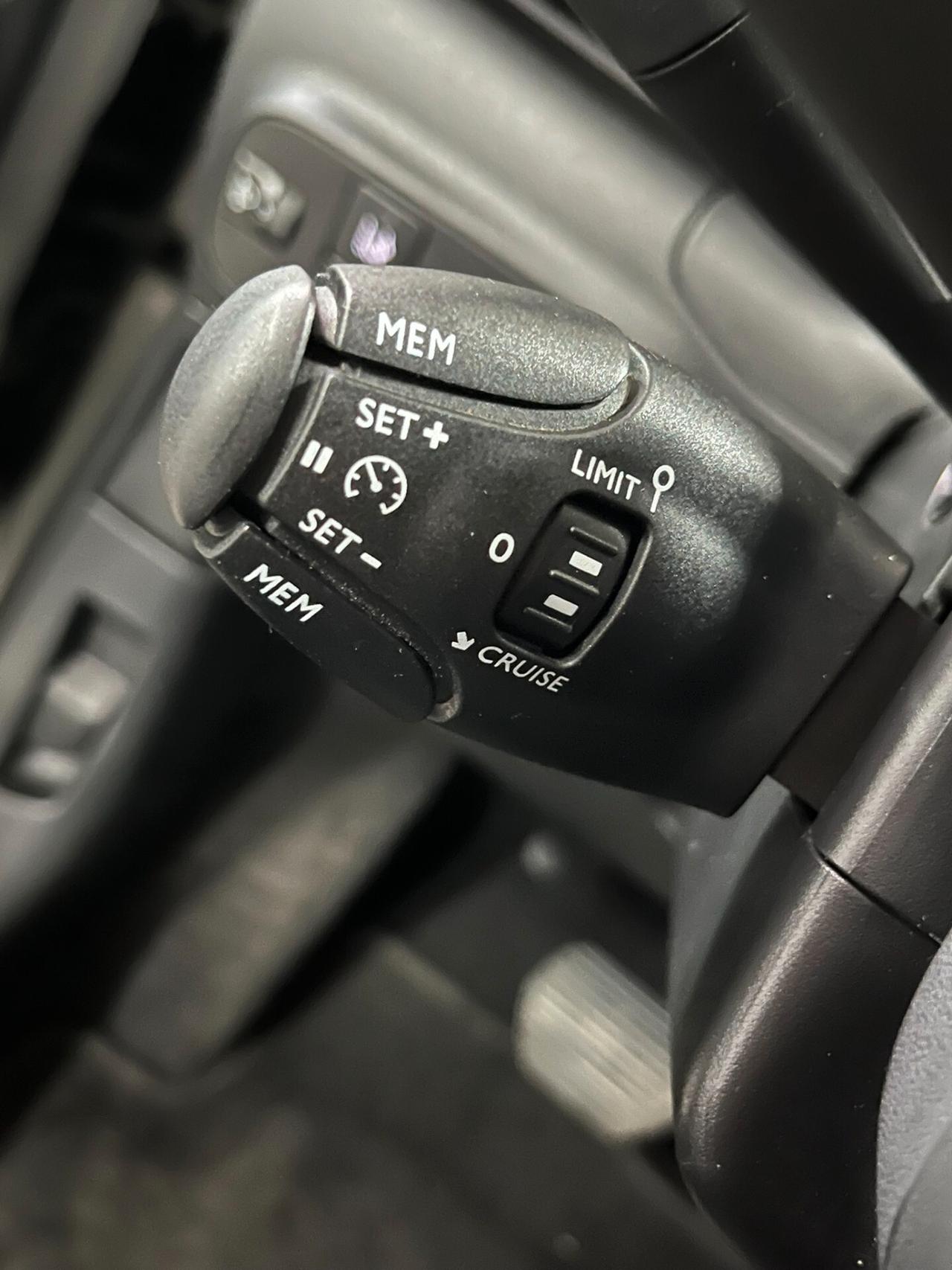 Citroen C3 cambio automatico!!! solo 20mila km