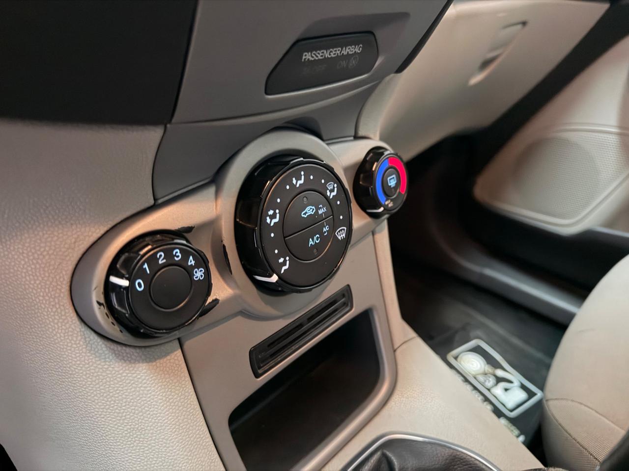 Ford Fiesta 5 Porte Fiesta 5p 1.5 tdci Business 75cv