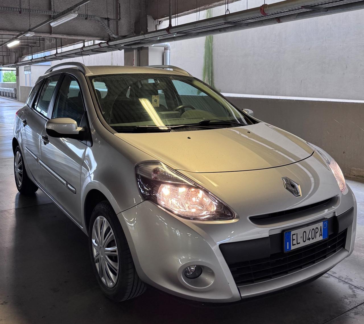 Renault Clio 1.2 16V SporTour Dynamique