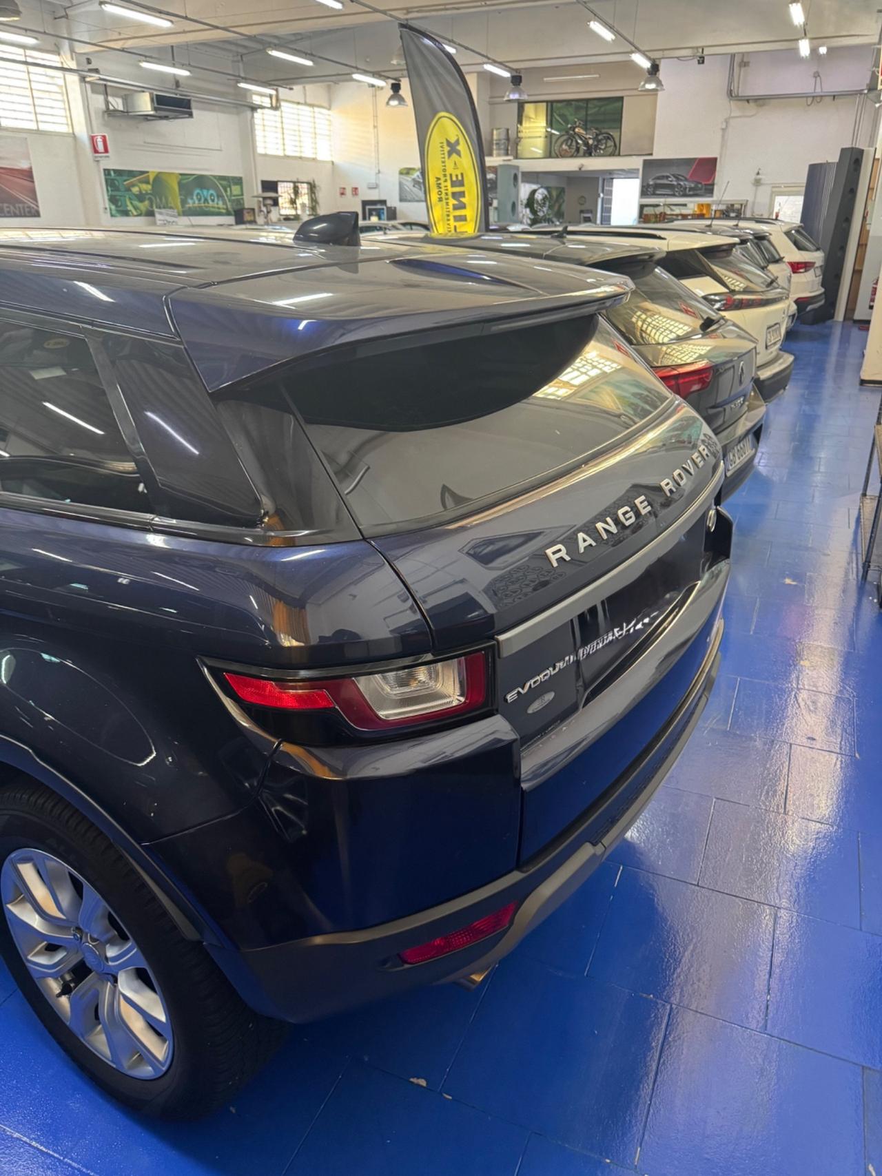 Land Rover Range Evoque 2.0 TD4 180 CV 5p. Pure