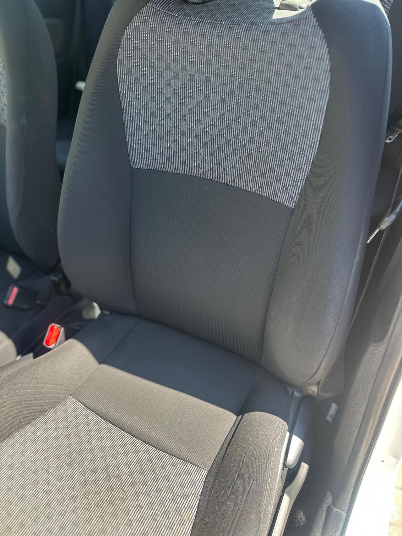 Toyota Yaris 1.0 5 porte Active