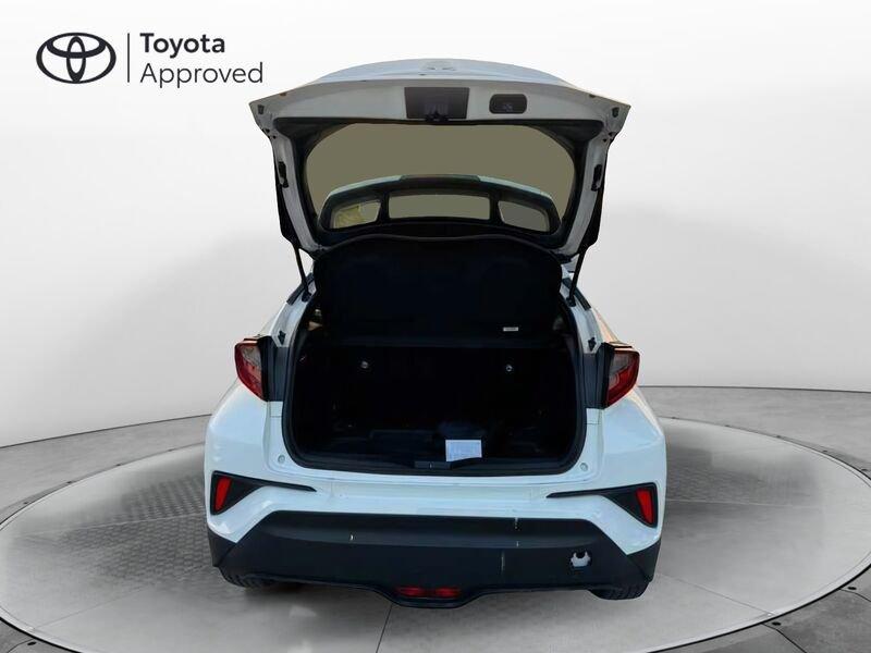 Toyota C-HR 1.8h Active E-CVT