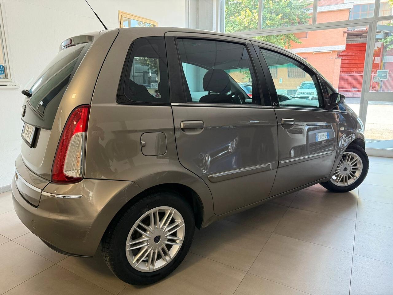 Lancia MUSA 1.4 16V Poltrona Frau