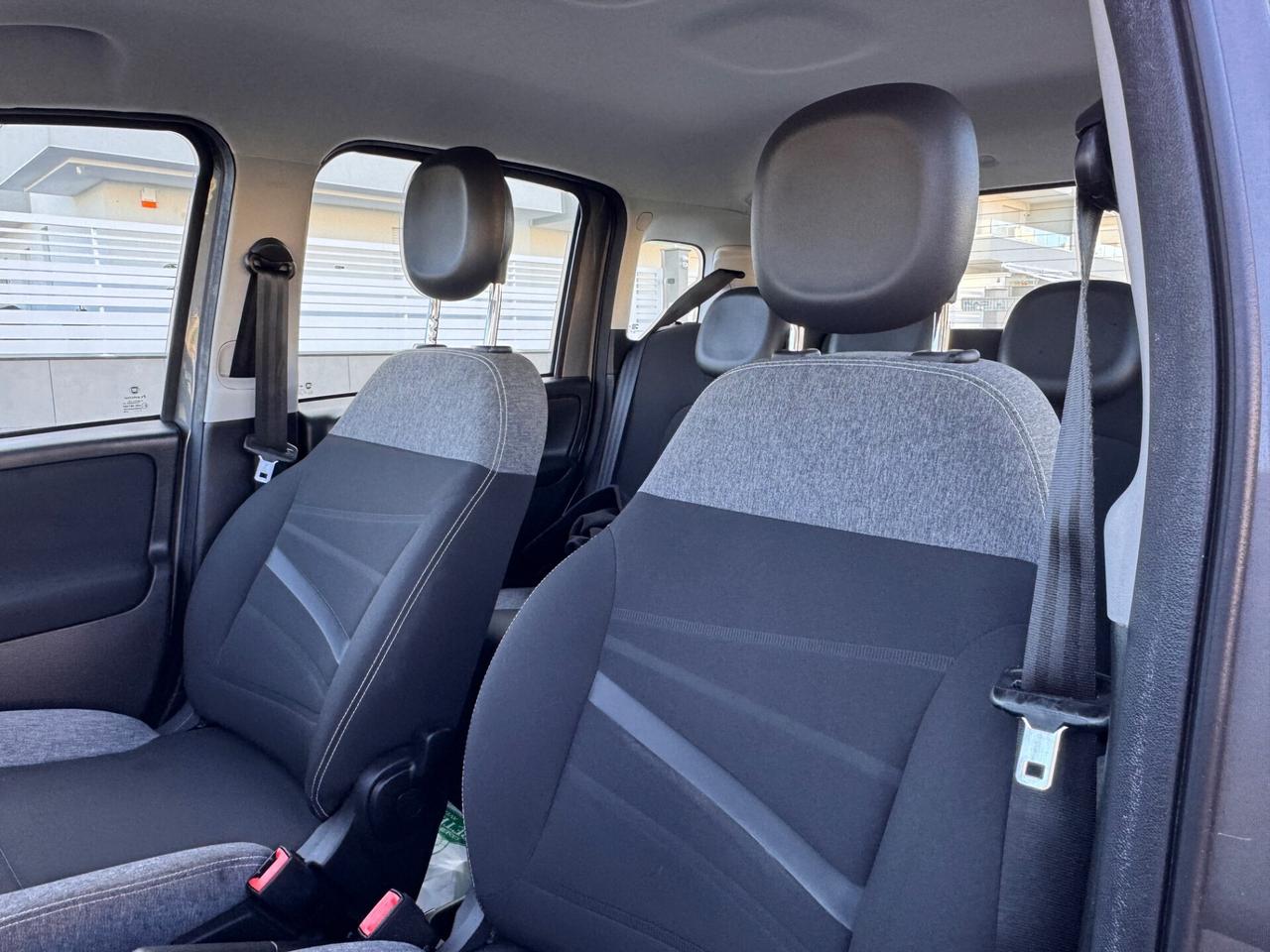 Fiat Panda 1.0 Hybrid City Life 5 POSTI