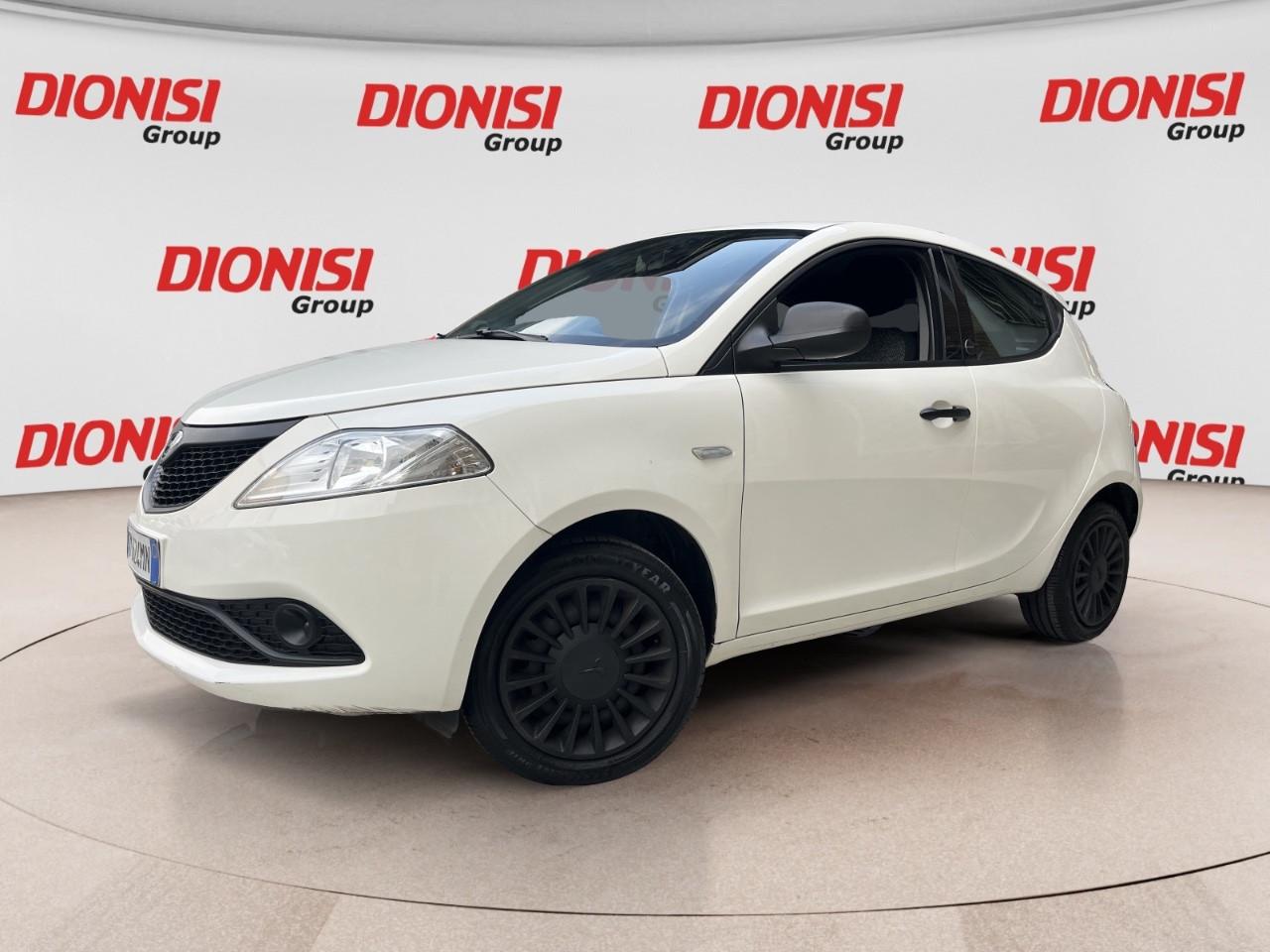 Lancia Ypsilon 5 Porte Ypsilon 1.0 firefly hybrid 70cv