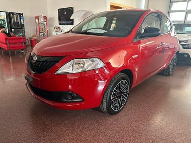 Lancia Ypsilon 1.0 FireFly 5 porte S&S Hybryd Gold