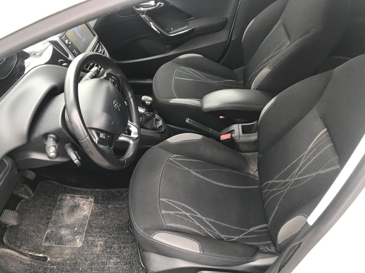 Peugeot 208 1.2 VTi 82 CV 5 porte Active