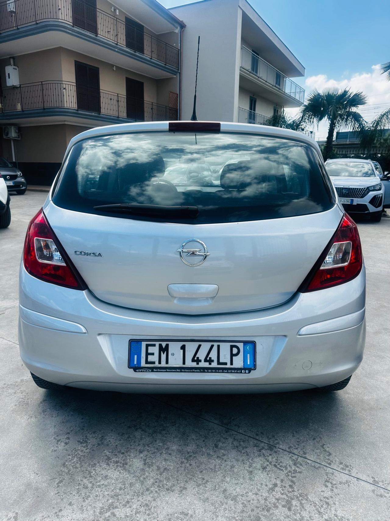 Opel Corsa 1.2 5 porte One