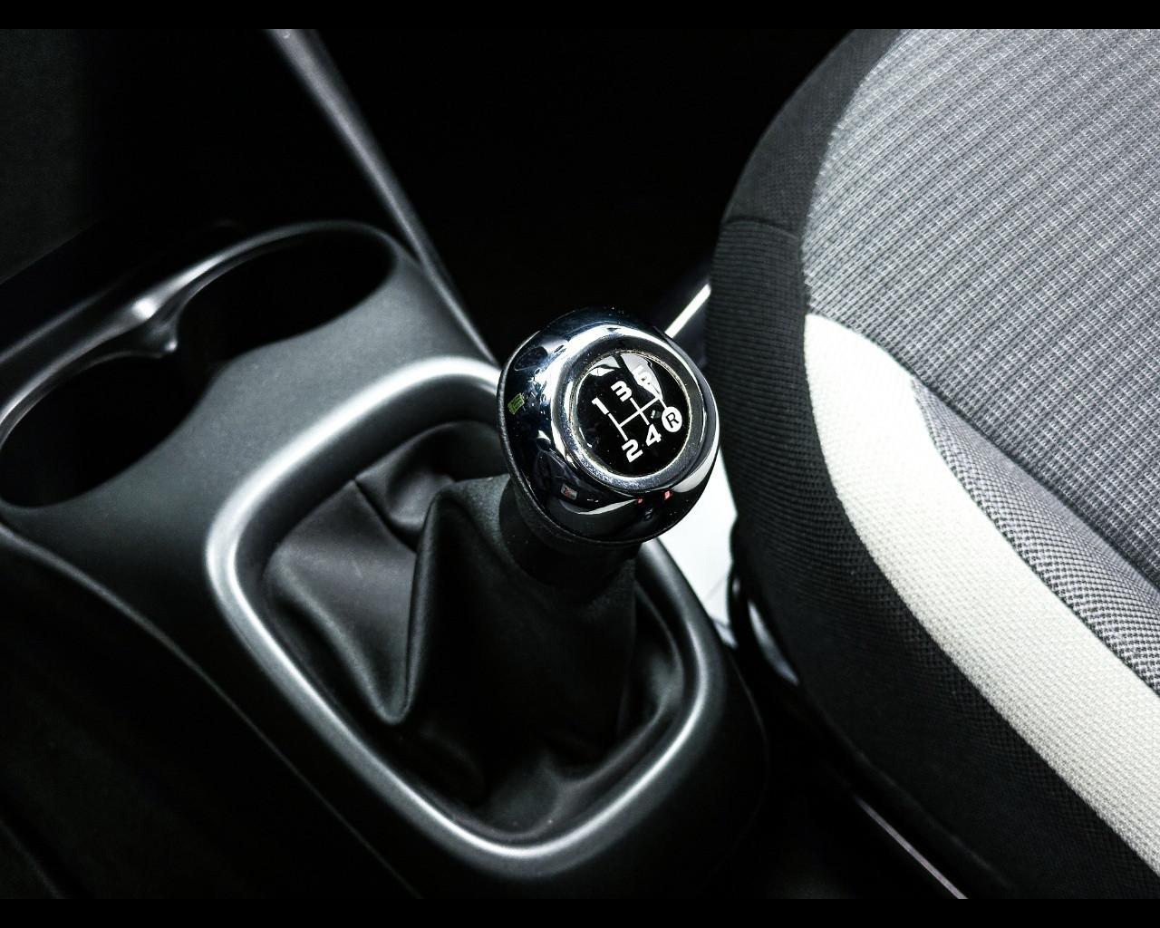 TOYOTA Aygo 2ª serie - Aygo Connect 1.0 VVT-i 72 CV 5 porte x-wave