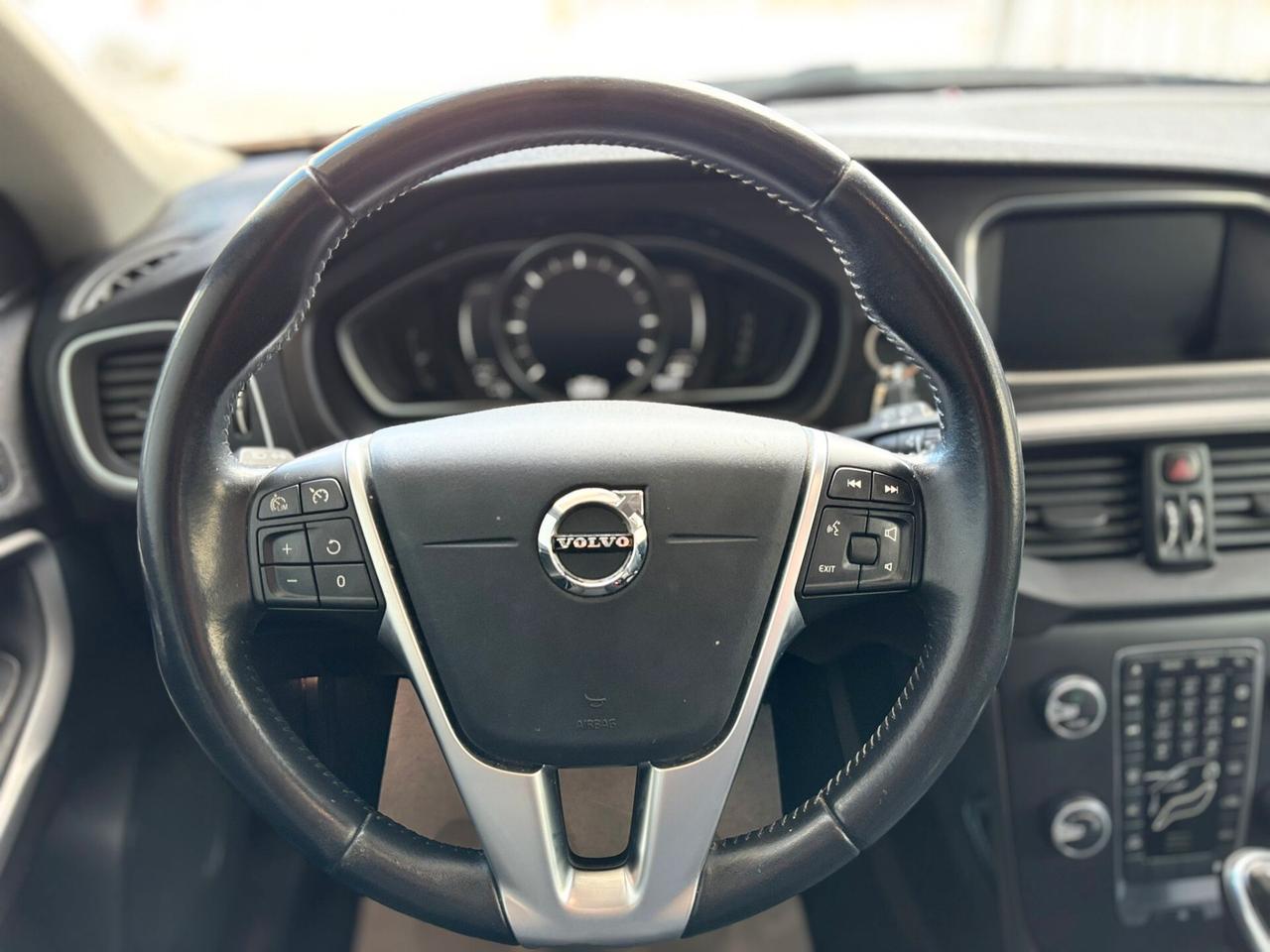 Volvo V40 D2 Geartronic Business Plus