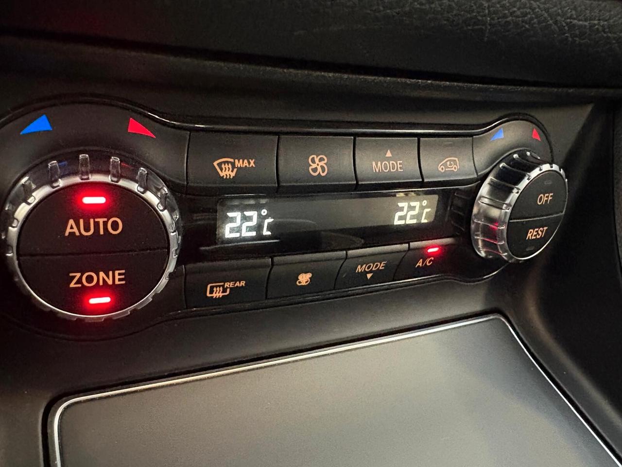 Mercedes-benz GLA 200 d NIGHT EDITION Automatic TETTO PELLE