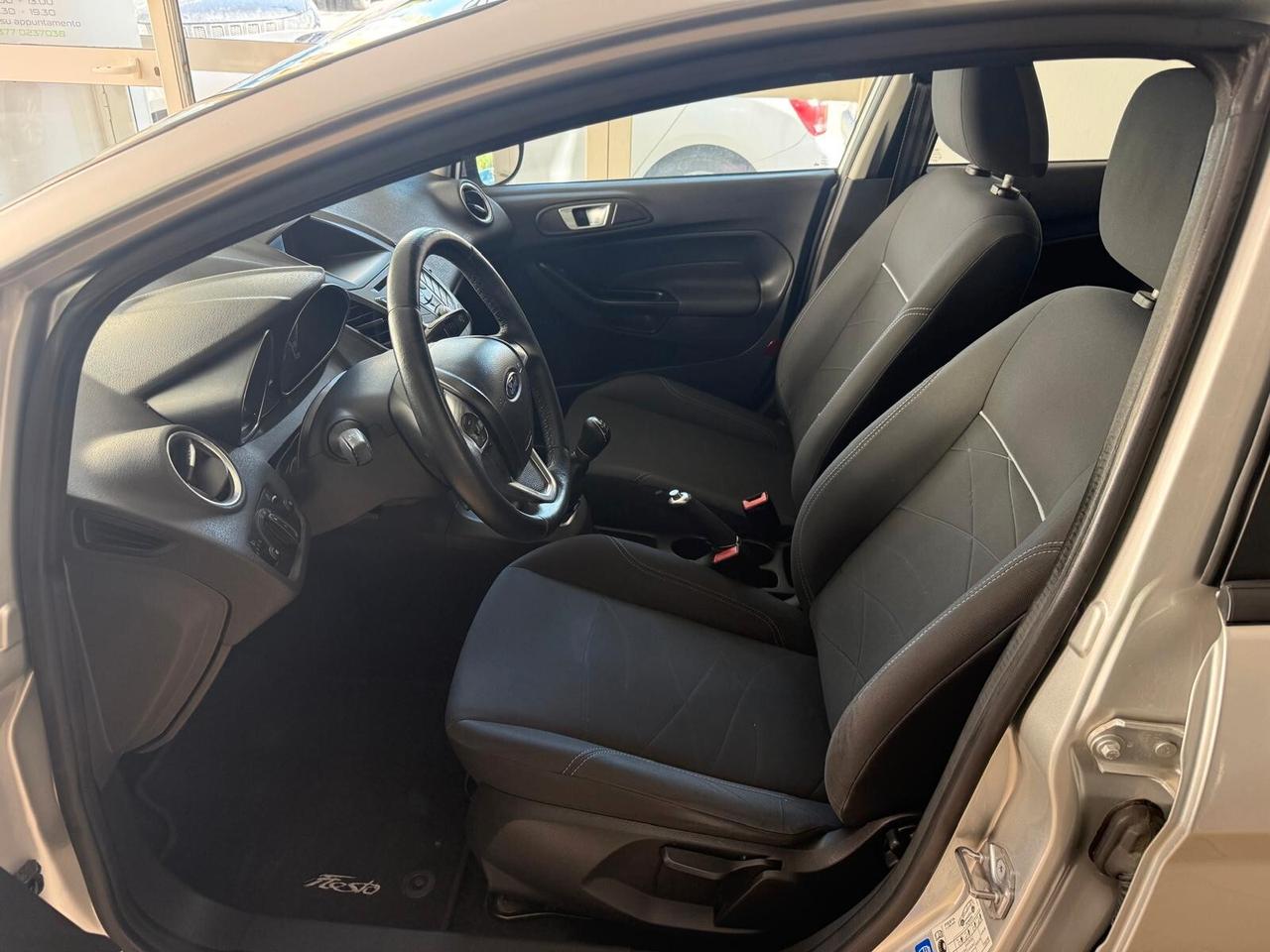 Ford Fiesta 1.5 TDCi 75CV 5 porte Black & White Edition