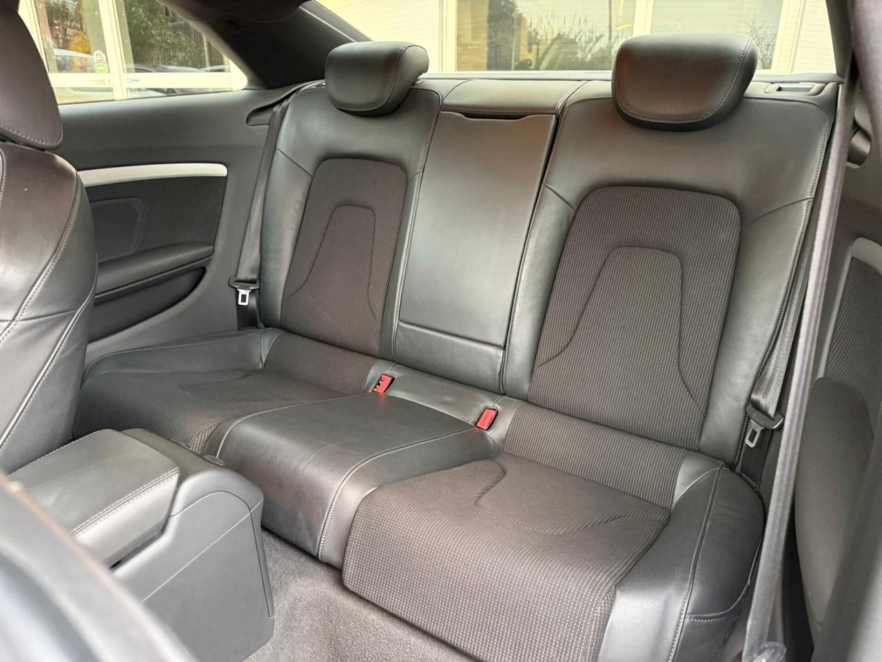 Audi A5 Coupè 2.0 Tdi 170Cv S-Line Total Black