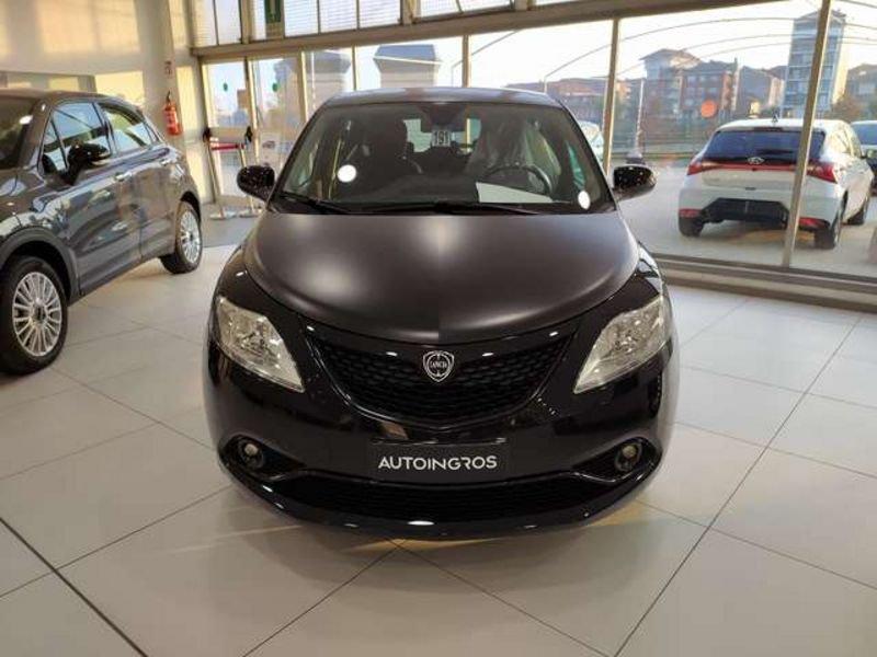 Lancia Ypsilon 1.0 70cv Hybrid Gold