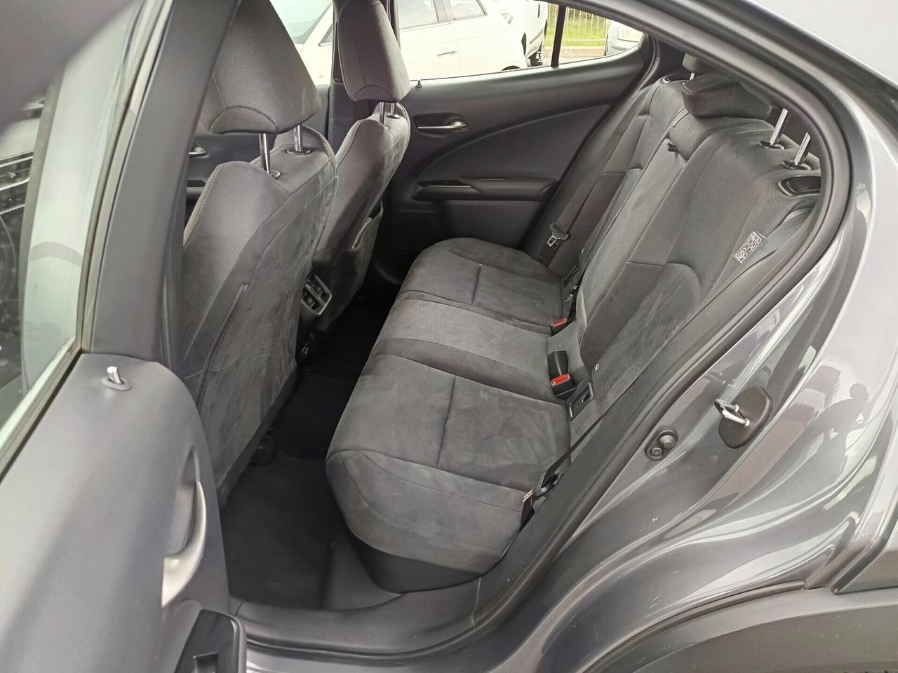 Lexus UX UX 250h 2.0 Business 2WD CVT MY20
