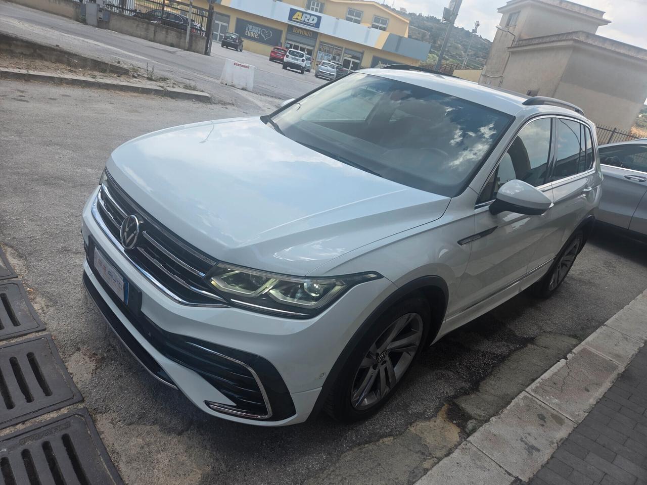 VW TIGUAN 2.0 TDI 150 CV R LINE KM 120000 CERTIF