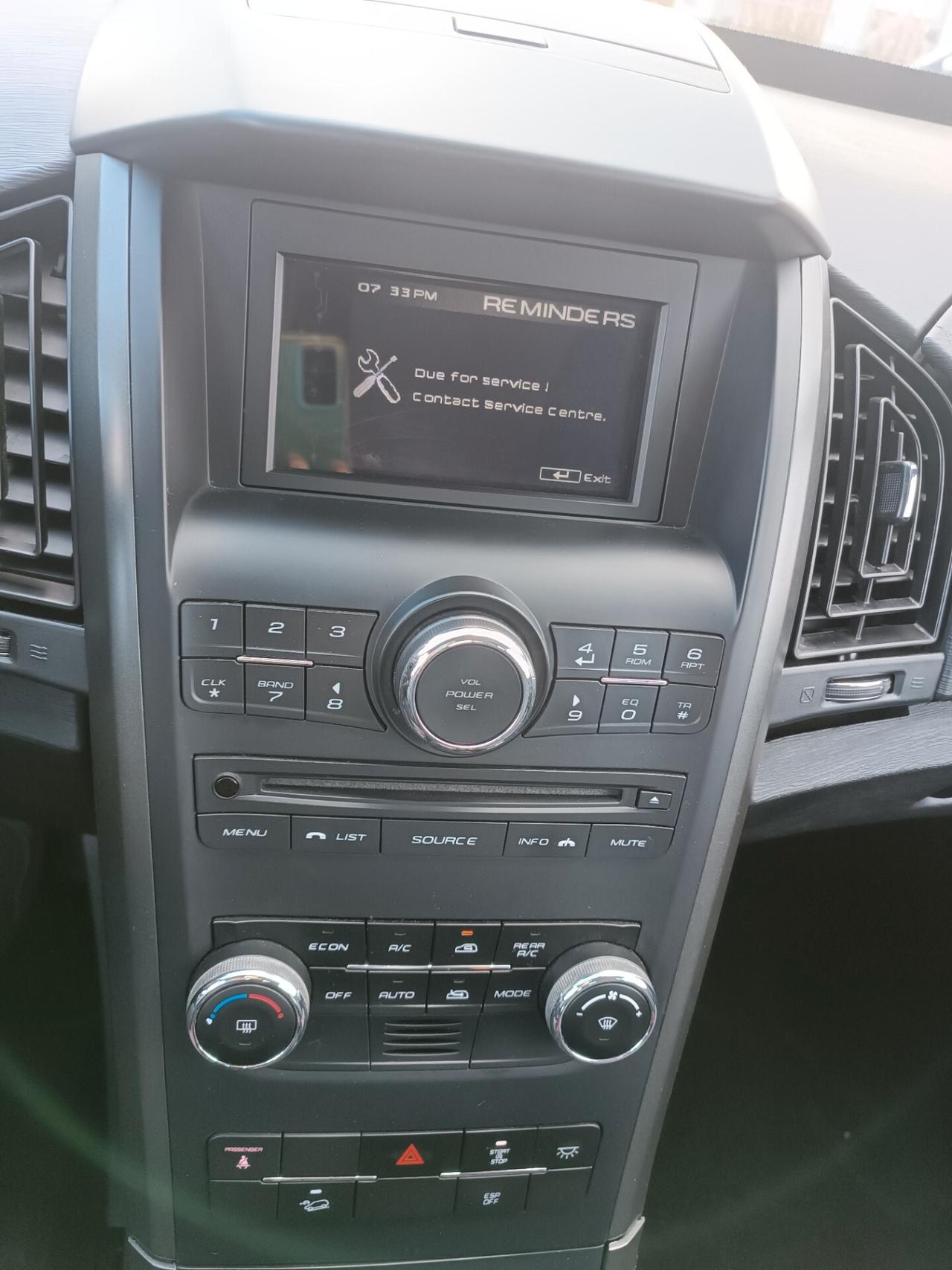 Mahindra XUV500 2.2 16V FWD W10