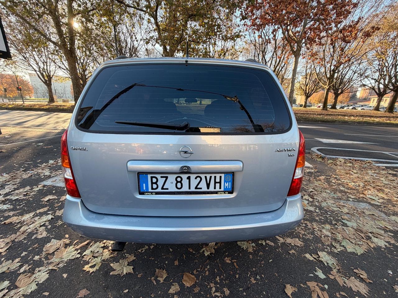 Opel Astra 1.6i Station Wagon Elegance EURO4 Benz