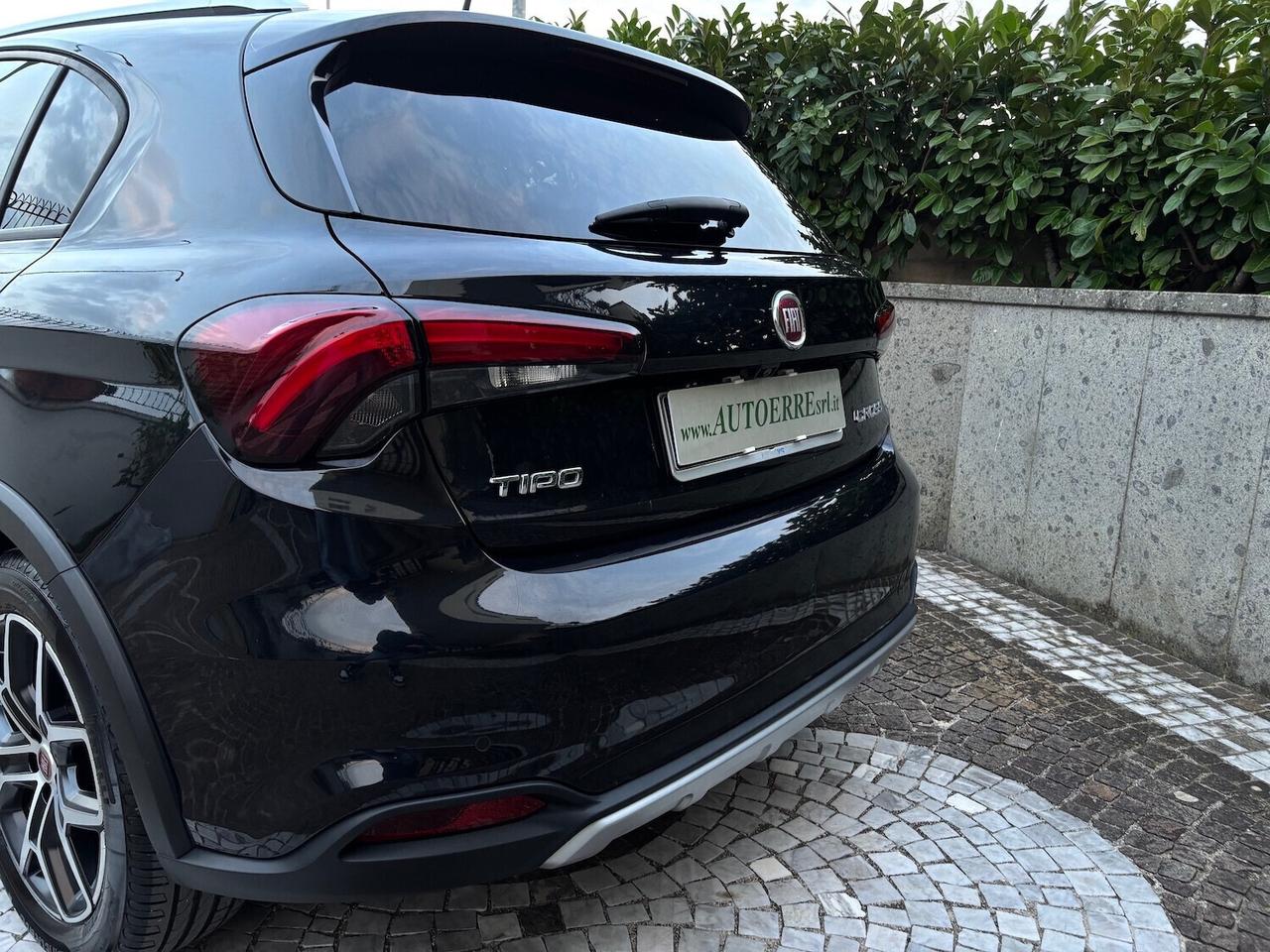 Fiat Tipo 1.6 Mjt S&S 5 porte Cross