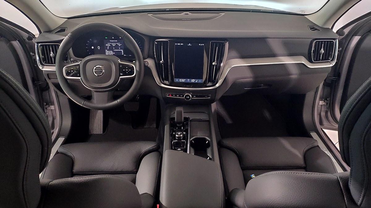 VOLVO V60 B4 Mild Hybrid Automatico Plus Dark